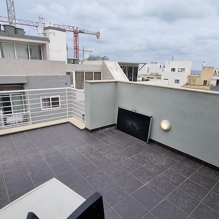 Metrostays Apartament St Julian Malta Saint Julian's ภายนอก รูปภาพ